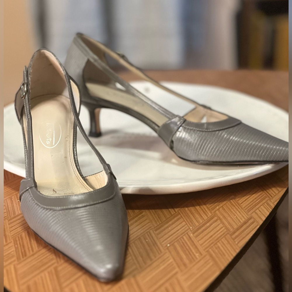 Classic Talbots Genuine Leather Heels